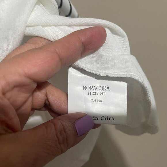 White & Black Summer Top, NORACORA, Medium, NWT - Picture 5 of 9